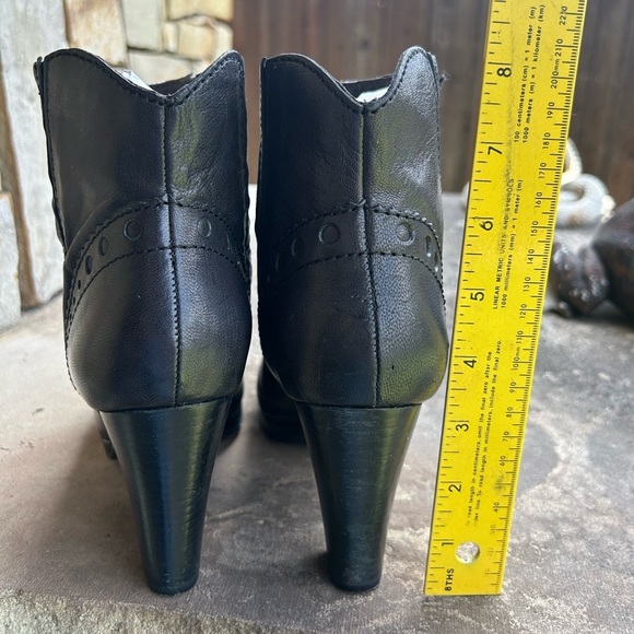 Apepazza Black heeled leather ankle boots with Western-Inspired DesignSz-7.5. Ps - Picture 8 of 9